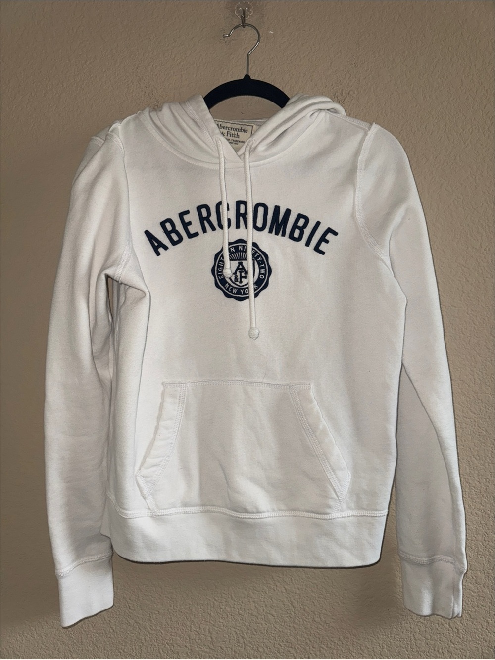 Abercrombie & Fitch Y2K Vintage White Hoodie Size Medium